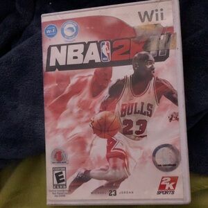 Nintendo NBA 2K11 for Wii - Red and Black